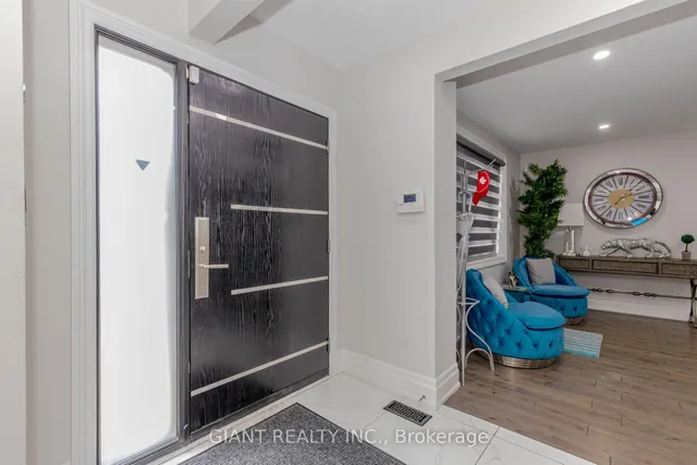 Additional image 4 of 90 Main St