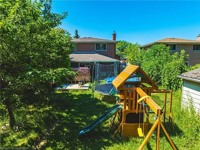 Additional image 30 of 49 Pinard St