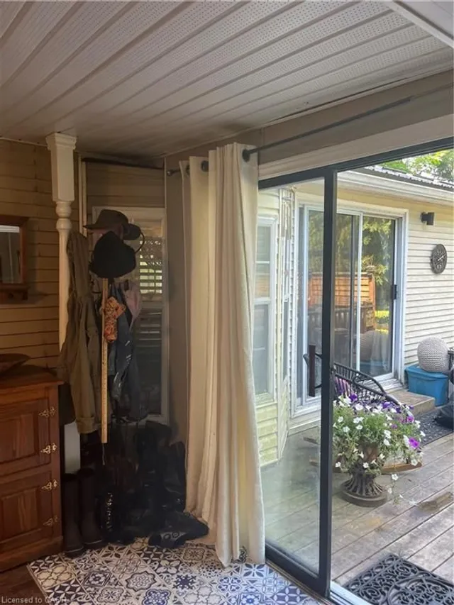 Additional image 24 of 9 Pepper Rd