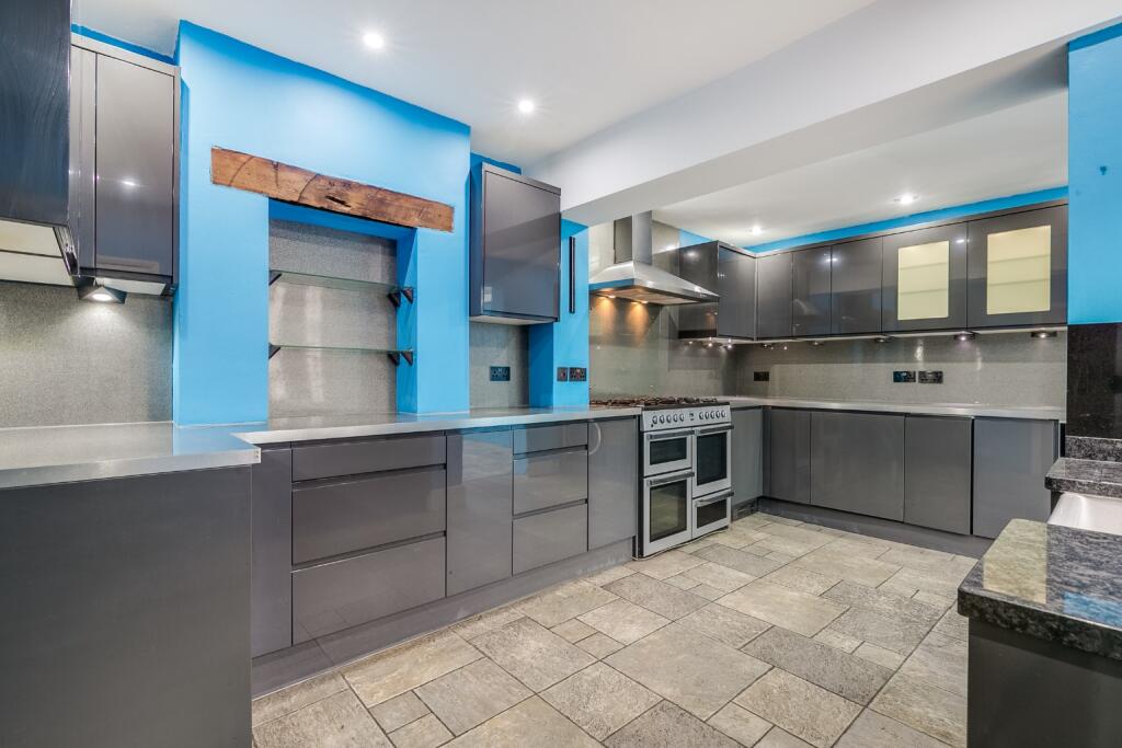 Additional image 7 of Station Road, Digswell, Welwyn, Hertfordshire, AL6 0EA