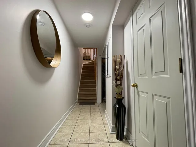 Additional image 37 of 83 Spadina Rd