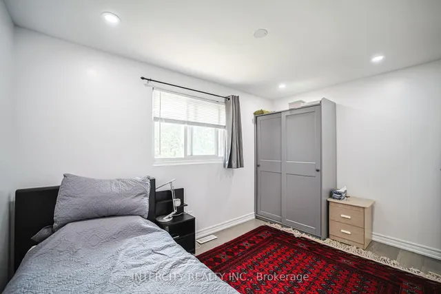 Additional image 20 of 24 Grovetree Pl