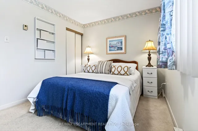 Additional image 30 of 1552 Kerns Rd Unit 4