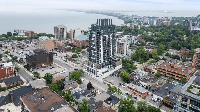 Additional image 31 of 2007 James St Unit 307