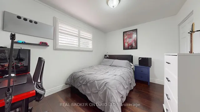 Primary image of 729 Willow Ave