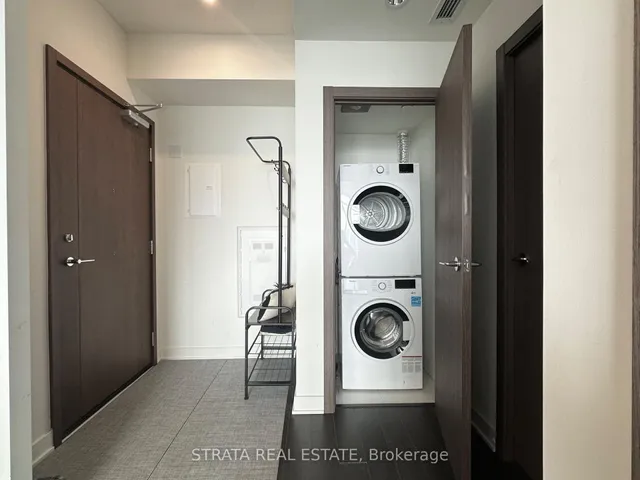 Additional image 27 of 19 Bathurst St Unit 3915