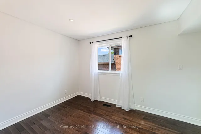 Additional image 22 of 1363 Harmsworth Sq