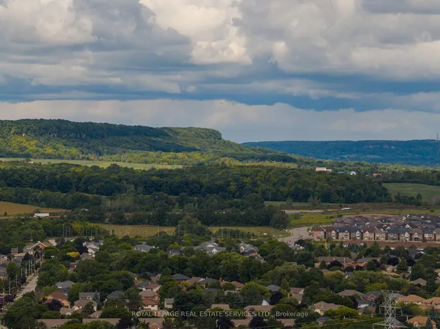 Additional image 40 of 2040 Cleaver Ave Unit 211