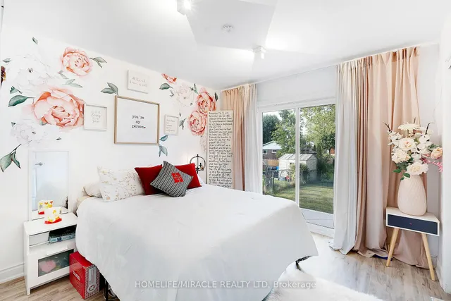 Additional image 18 of 23 Thorley Dr