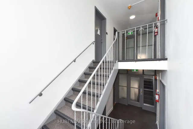 Additional image 31 of 1051 Victoria Pk Ave