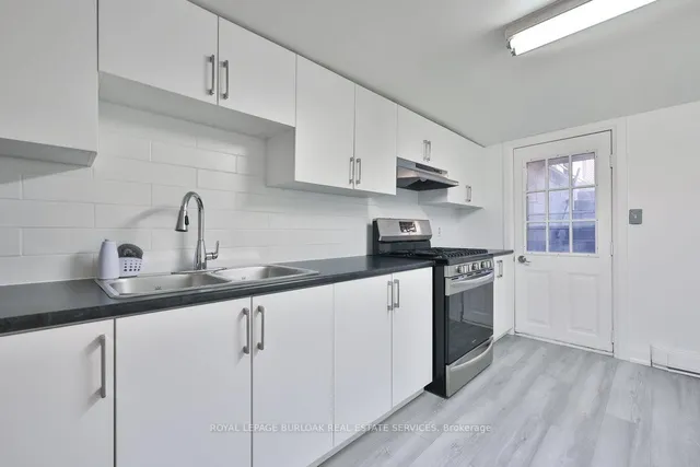 Additional image 32 of 86 Margueretta St