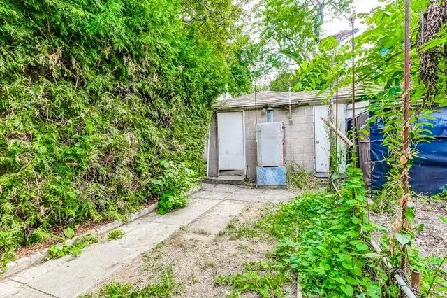 Additional image 45 of 97 Mc Roberts Ave