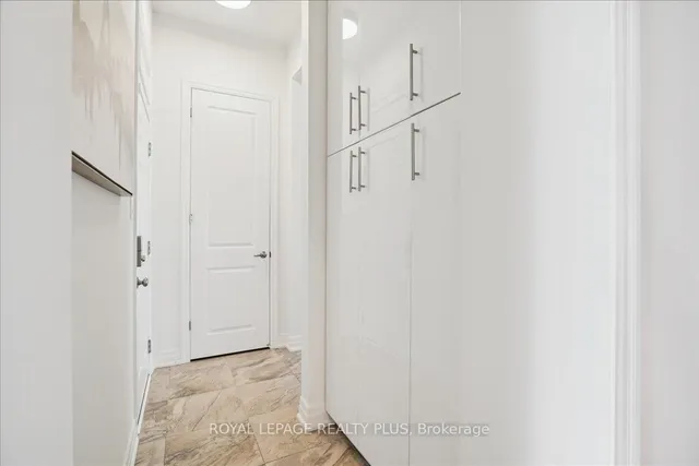 Additional image 23 of 1416 Lakeport Cres