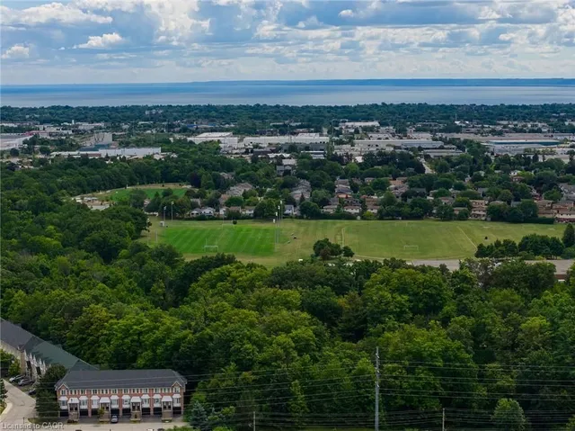 Additional image 40 of 2040 Cleaver Ave