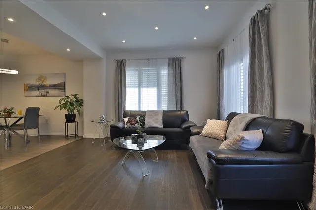 Additional image 15 of 94 Soho St