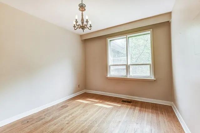 Additional image 28 of 97 Mc Roberts Ave