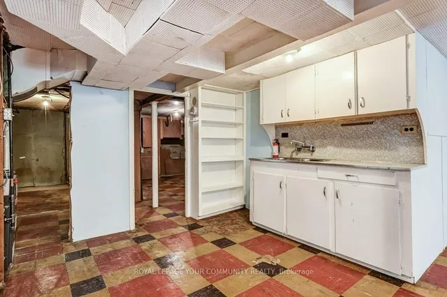 Additional image 24 of 109 Glencrest Blvd