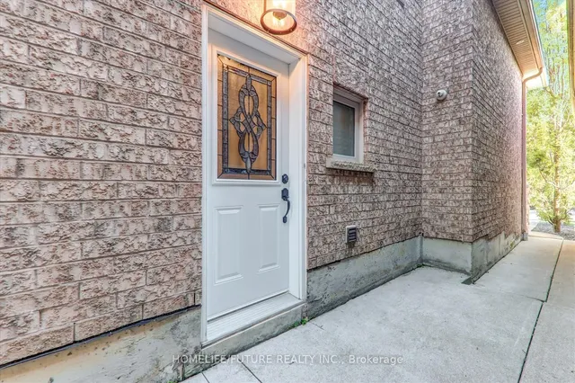 Additional image 38 of 28 Billancourt Cres