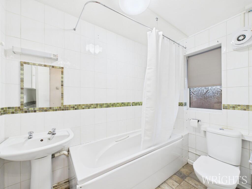 Additional image 8 of Canonsfield Road, Welwyn