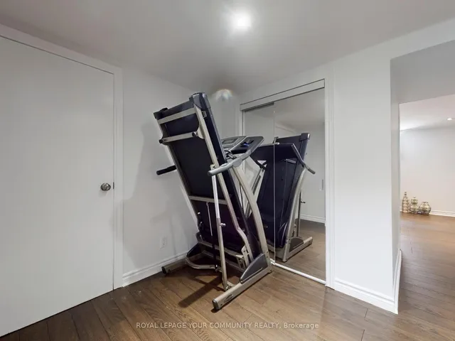 Additional image 31 of 34 Droxford Ave