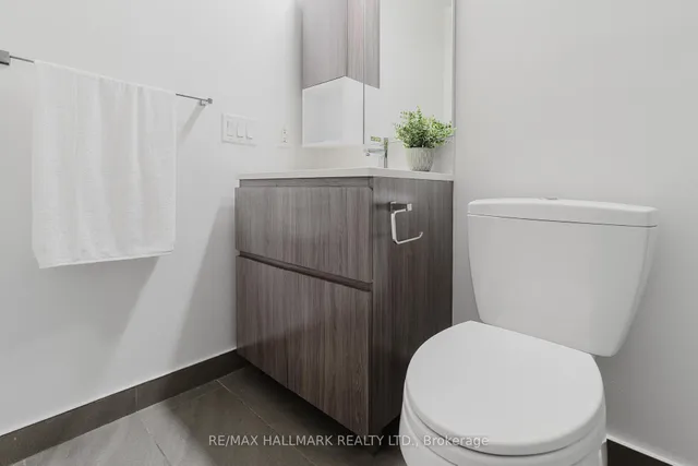 Additional image 15 of 36 PARK LAWN Rd Unit 1609