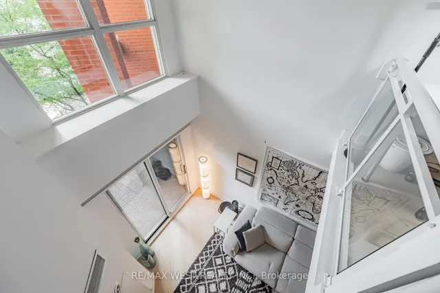 Additional image 7 of 139 Merton St Unit 430