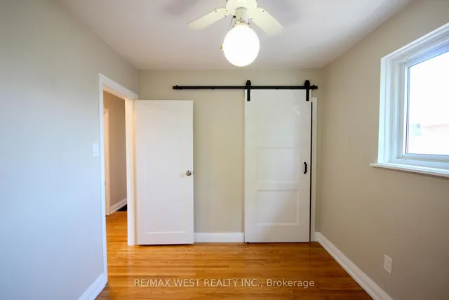 Additional image 25 of 7139 Darcel Ave