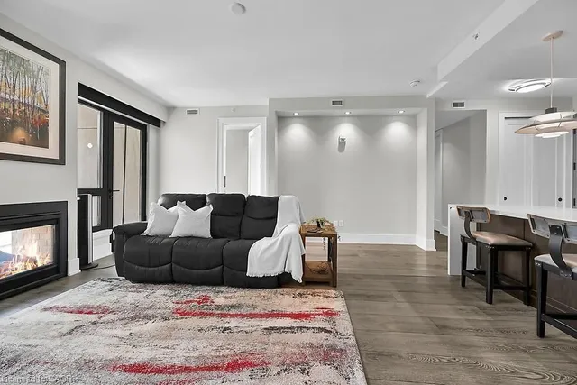 Additional image 11 of 181 James St Unit 804