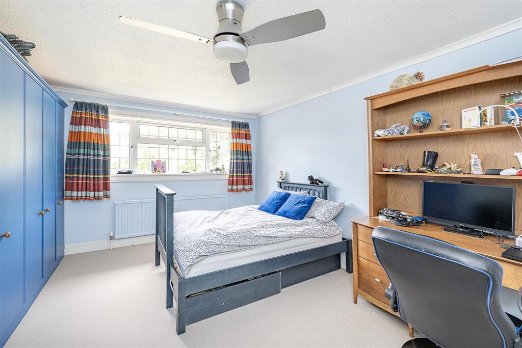 Additional image 7 of Long Buftlers, Harpenden