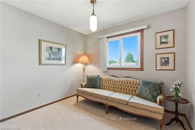 Additional image 24 of 39 Megna Crt