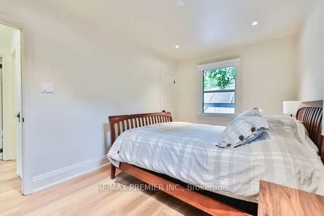 Additional image 22 of 1223 Glencairn Ave