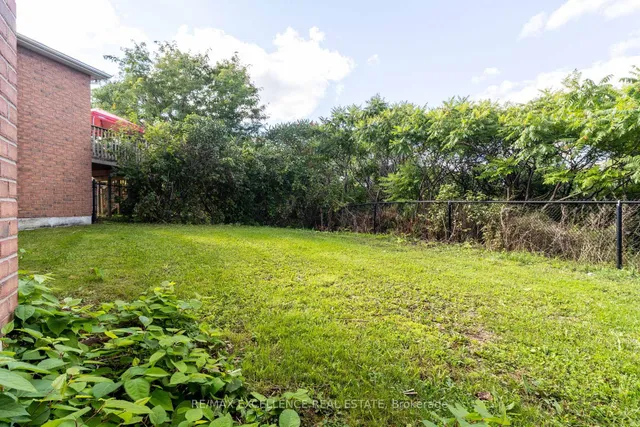 Additional image 38 of 40 Monaco Crt