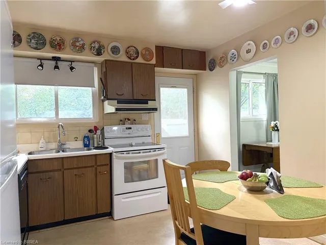 Additional image 5 of 1232 Gainsborough Dr