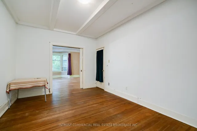 Additional image 7 of 382 Spadina Rd