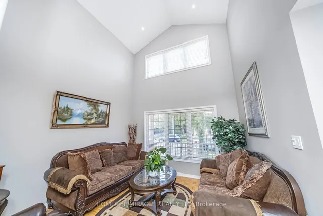 Additional image 4 of 17 Mainard Cres