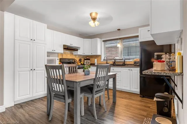 Additional image 7 of 331 East 42nd St