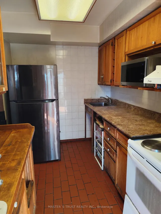 Additional image 14 of 165 Cherokee Blvd Unit 209