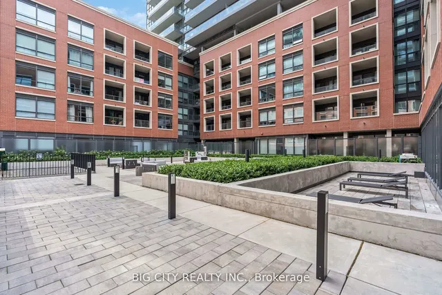 Additional image 34 of 33 Frederick Todd Way Unit TH03