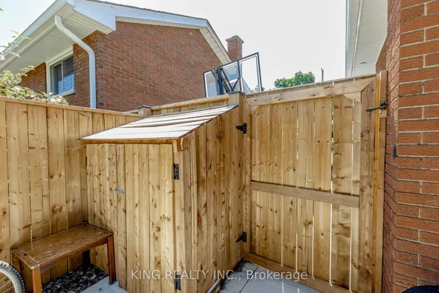 Additional image 45 of 28 AINSLIE Ave