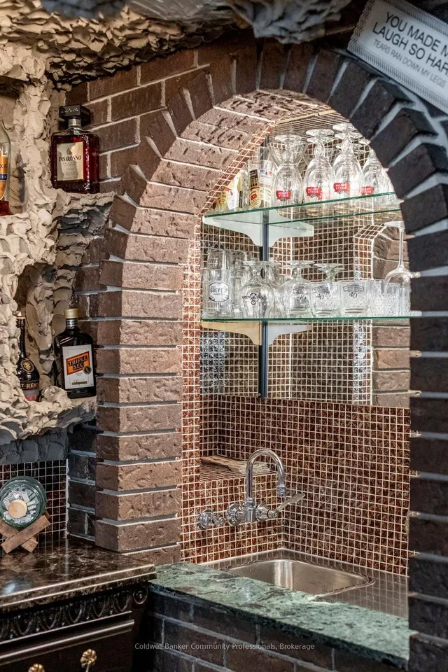 Additional image 22 of 147 Stewartdale Ave