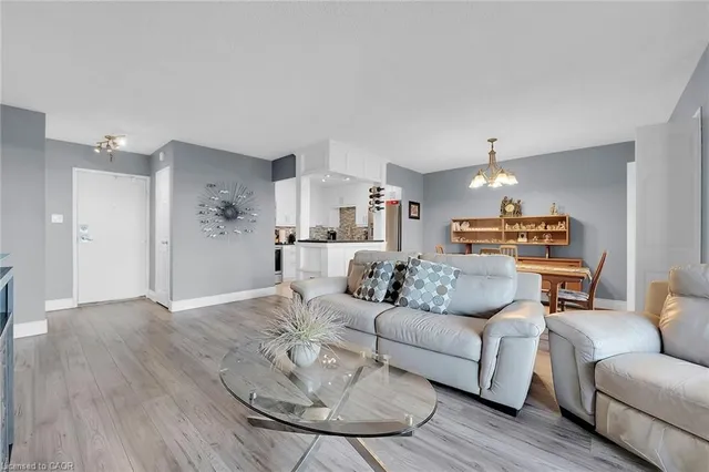 Additional image 10 of 301 Frances Ave Unit 1406