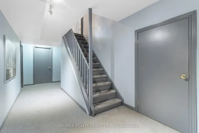 Additional image 39 of 54 Audubon St