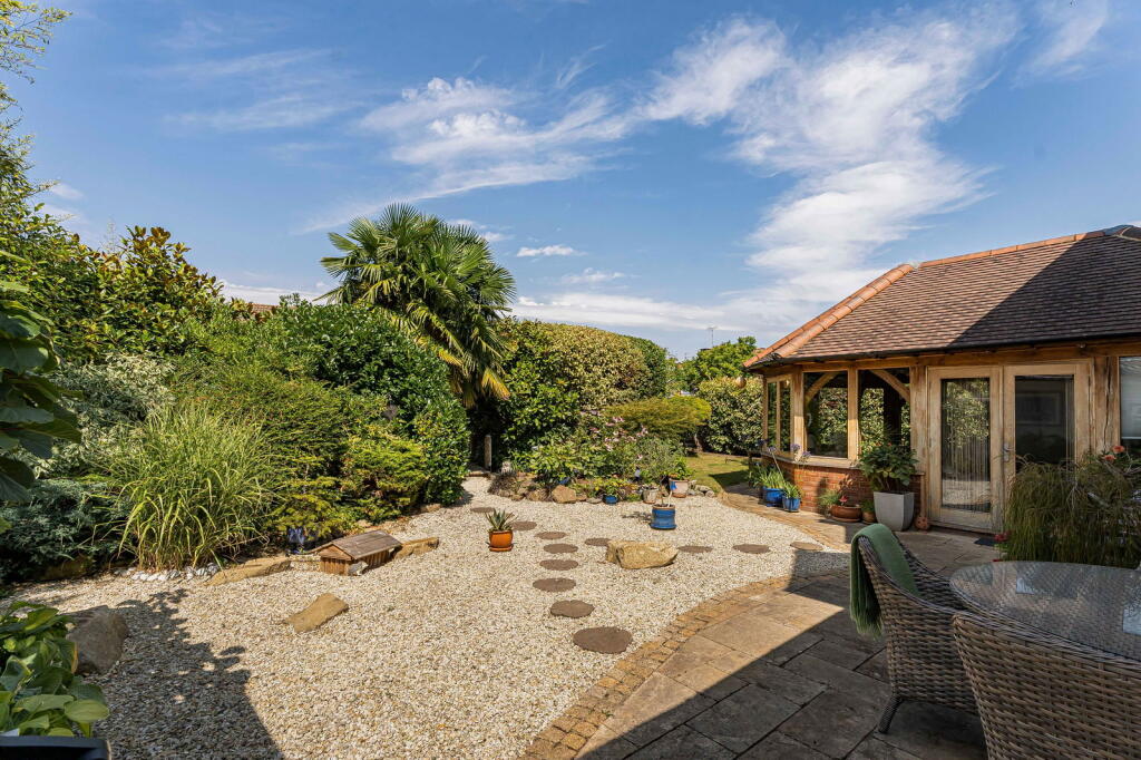 Additional image 10 of Park Street Lane,Park Street,St. Albans,AL2 2AL