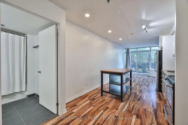 Additional image 3 of 38 Joe Shuster Way Unit 104
