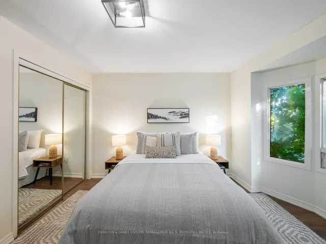 Additional image 27 of 77 Walnut Ave