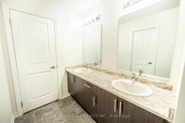 Additional image 23 of 35 Academy Dr