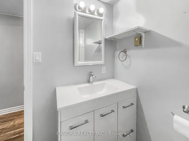 Additional image 43 of 300 East 32nd St