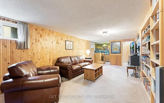 Additional image 22 of 24 Huntsmoor Rd