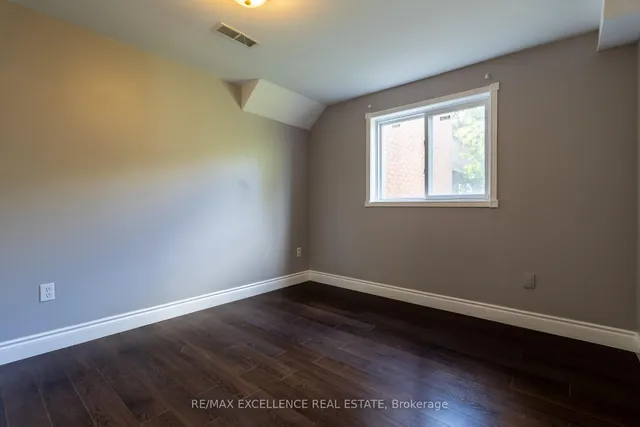 Additional image 37 of 40 Monaco Crt