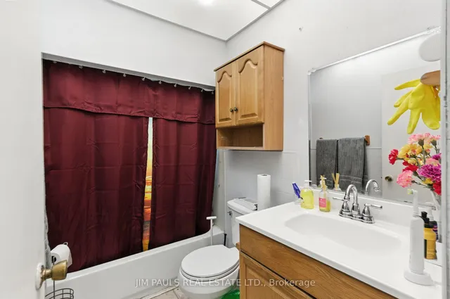 Additional image 17 of 67 Deschene Ave